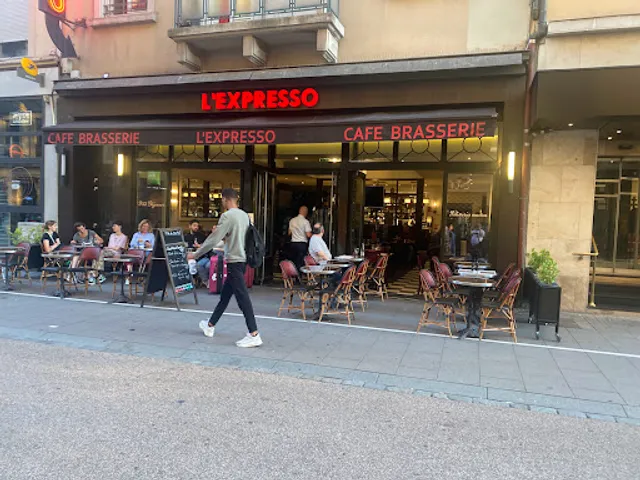 L'EXPRESSO