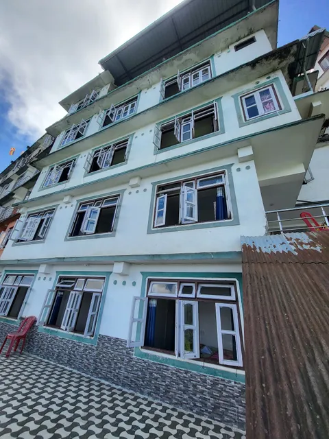 Vantage Hospitality Bhaichung Hotel