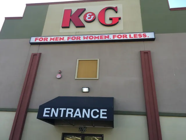 K&G Fashion Superstore