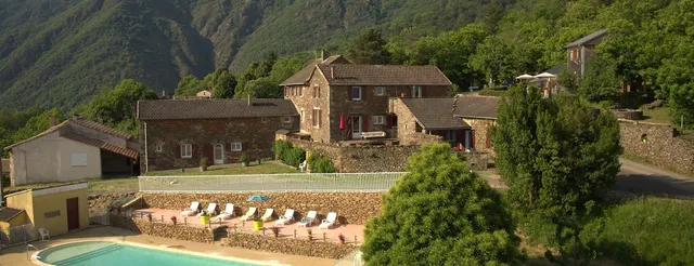 Le Mas Lachamp - Gîtes, chalets en Sud-Ardèche
