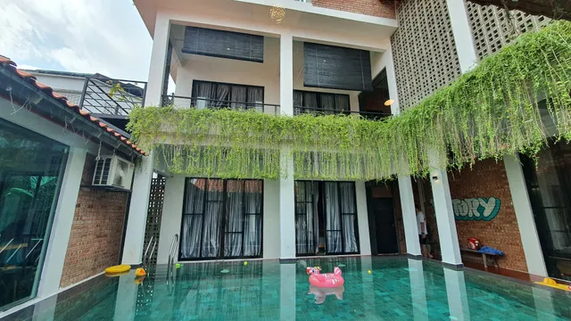 D'Story Brickhouse @ OKW