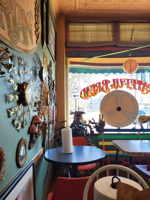 Grateful Bread - Freakbeat Vegetarian