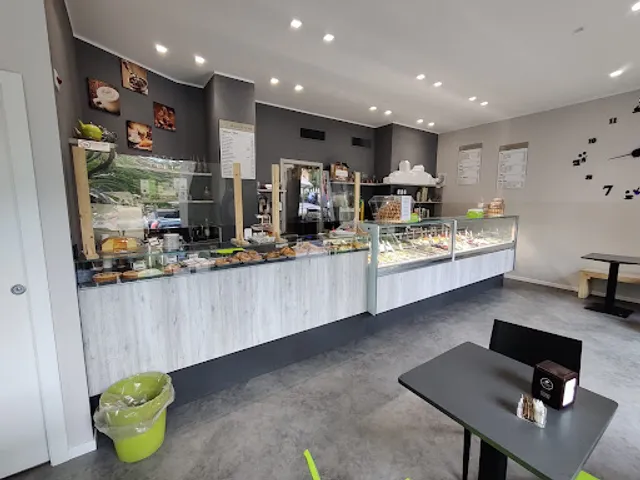 L'Angolo del Gelato e L'Angolo del Caffè di Carugati Davide