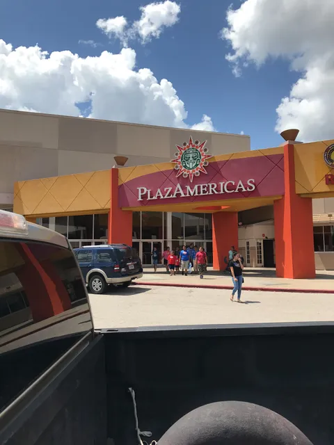 PlazAmericas