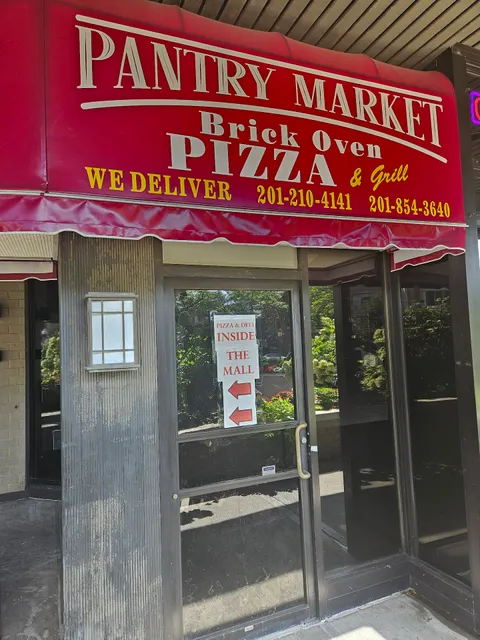Pizza & Grill at Pantry Market