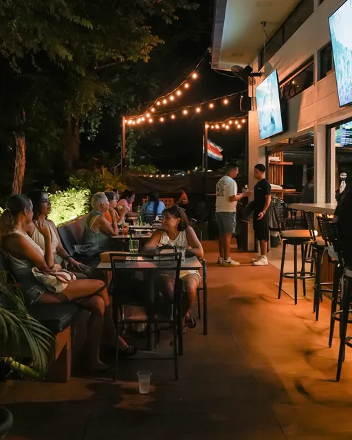 The Wave Sports Bar & Grill