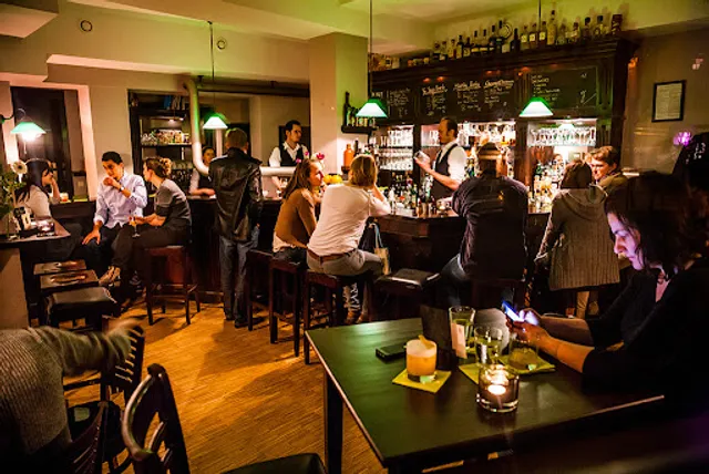 Gastraum Weintanne. - Institut für Trinkkultur