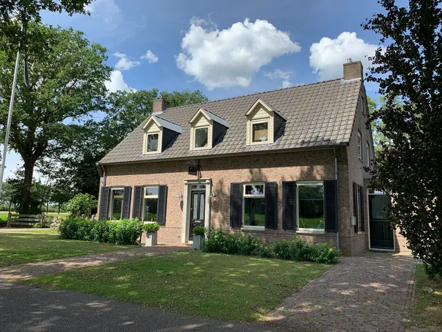 Bed & Breakfast -Brinkesdiek/ Vakantiewoning Lis de Maison.