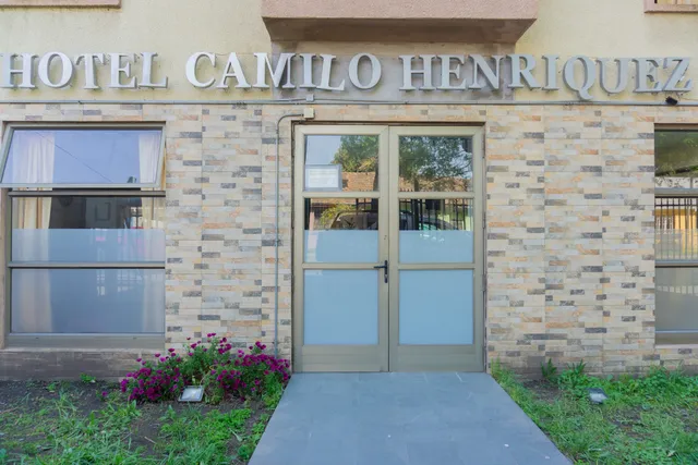 Hotel Camilo Henriquez