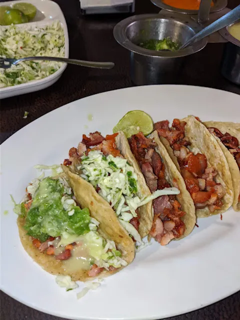 Tacos de Carnitas Don Raúl