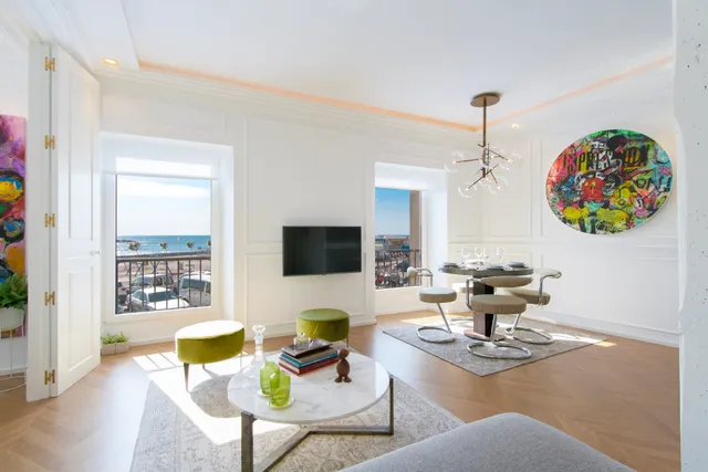 The Rentals Collection, S.L.