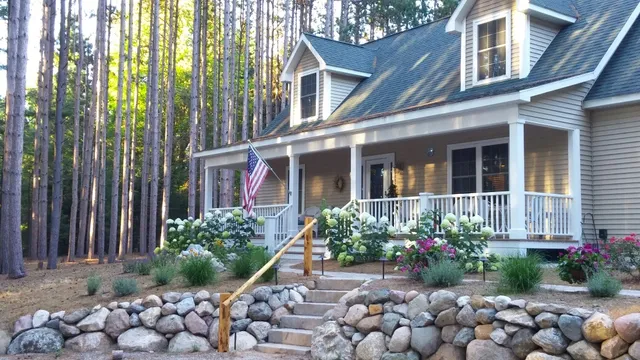 Inn The Pines Bed and Breakfast