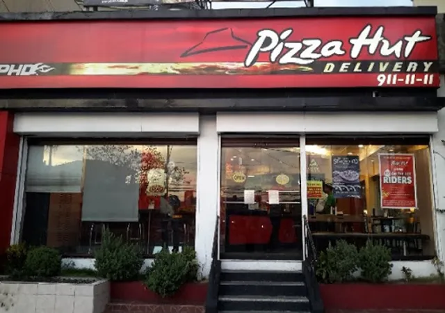 Pizza Hut Olives Twin Plaza