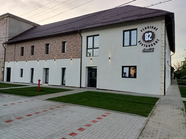Pensiunea 82