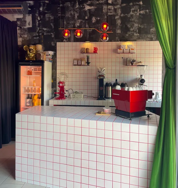 Santa G. Bagel House