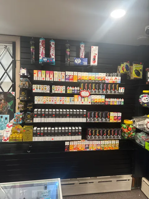 Chill Clouds Smoke Shop