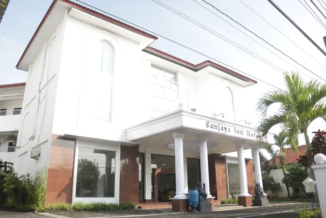 Sanjaya Inn Hotel