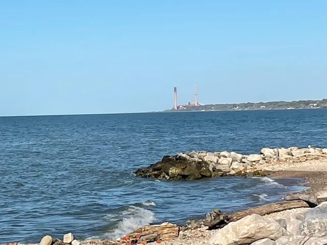 Lakefront Reservation E 72nd Fishing Area