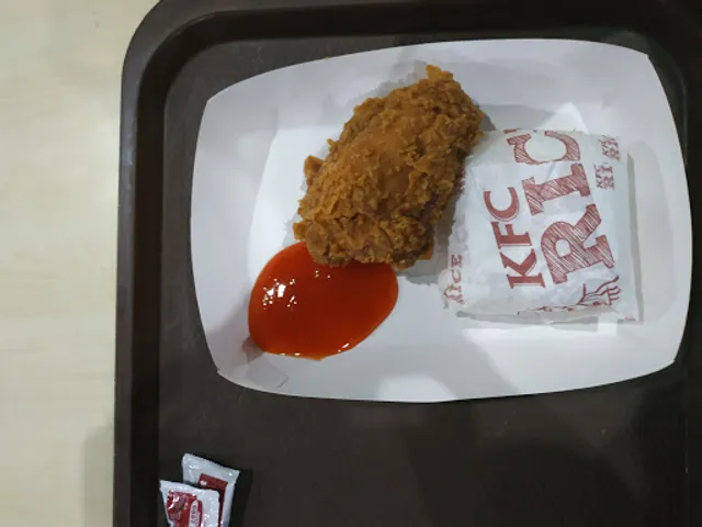 KFC Box Wahidin Pontianak