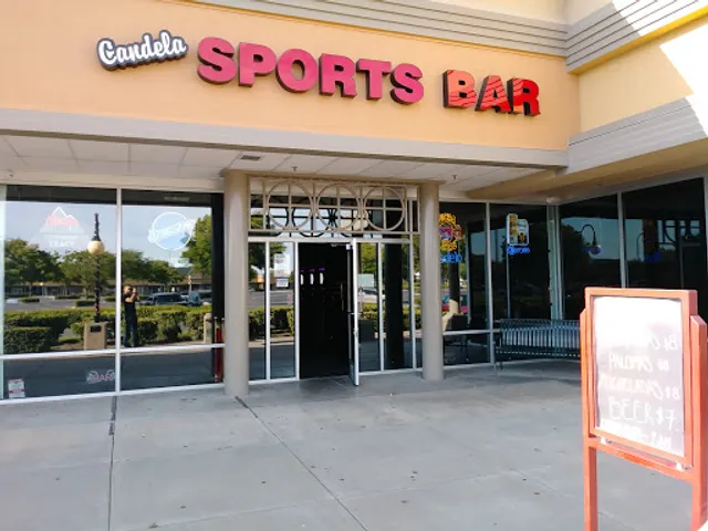 TRACY Sports Bar