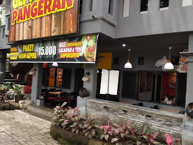 Ayam Geprek Pangeran Cihanjuang