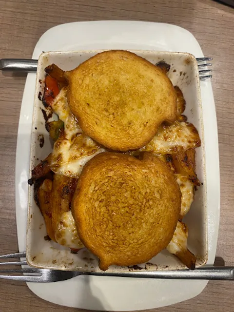 Pizza Hut | RMZ Hitech City Main Rd Madhapur, Hyderabad