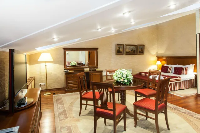 Restoran Otelya Arkadiya