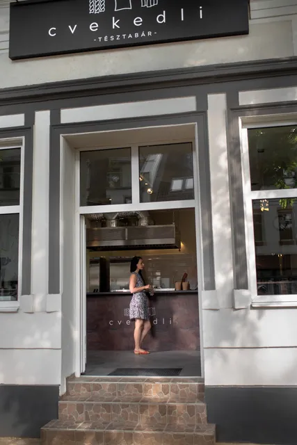 Cvekedli Tésztabár