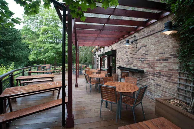 The Moon Under Water - JD Wetherspoon