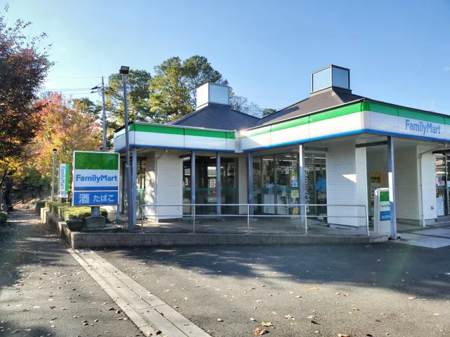 FamilyMart