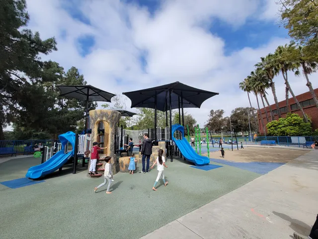 Cheviot Hills Playground