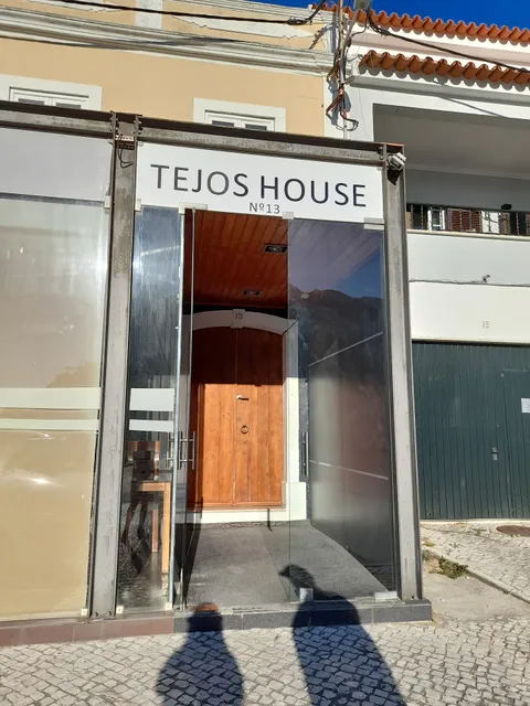 Tejos House
