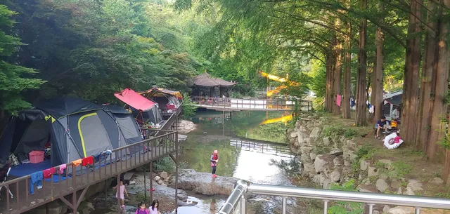 Shenzhen leisure resort Chapter / Rooftop Ping Glam Camping