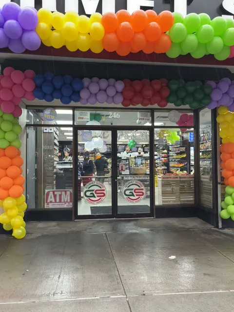 Gourmet Square Organic Market