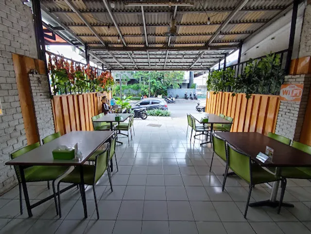 Waroeng garang asem solo 578