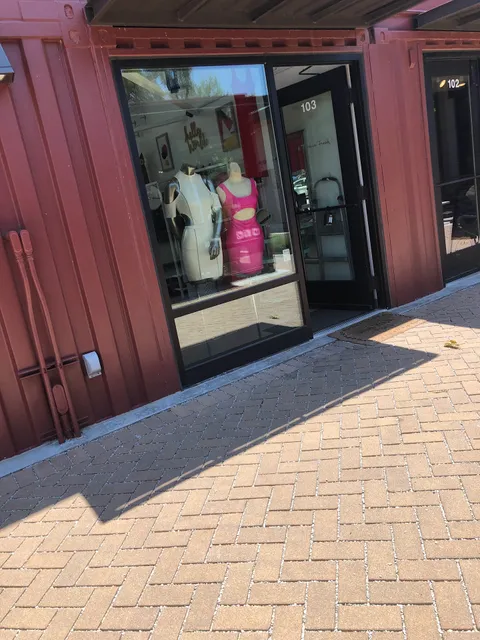 Fashun Freak Boutique