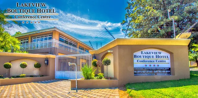 Lakeview Boutique Hotel & Conference Centre