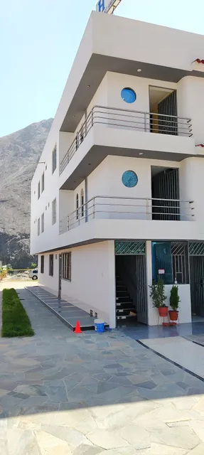 Hostal Basauri Hnos.