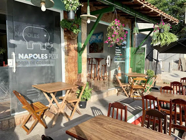 Napole’s Pizza & Trattoria Italiana