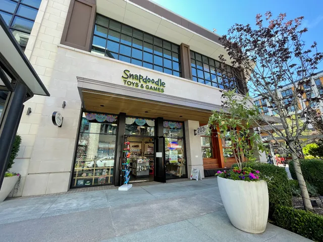 Snapdoodle Toys & Games Totem Lake