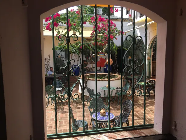 Mamey Librería Café