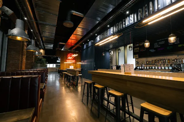 Holy Cow! Gourmet Burger Co. FRIBOURG