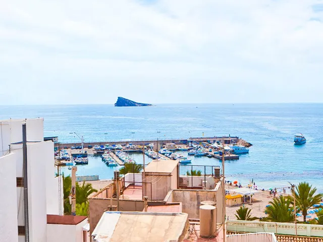 Apartamentos La Costera