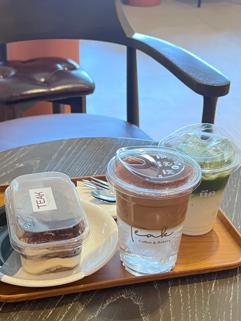 Teak Coffee & Bakery (ทีค คอฟฟี่)