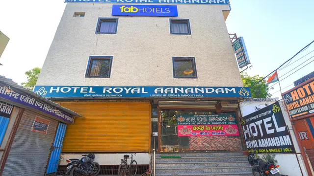 FabHotel Royal Aanandam - Hotel Near Gwalior Junction Railway Station, Gwalior