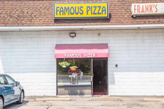 Famous Pizza Johnston