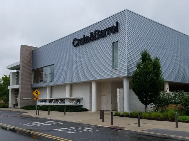 Crate & Barrel