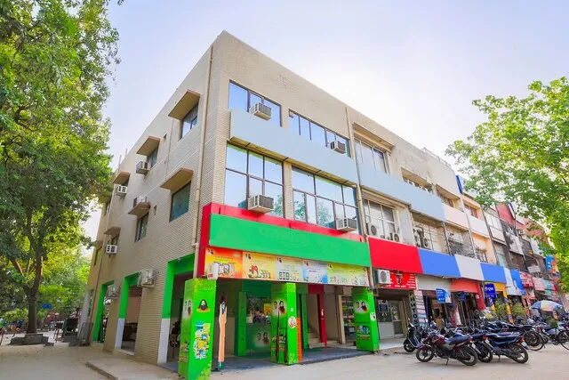 OYO 19400 Hotel Kendall Square