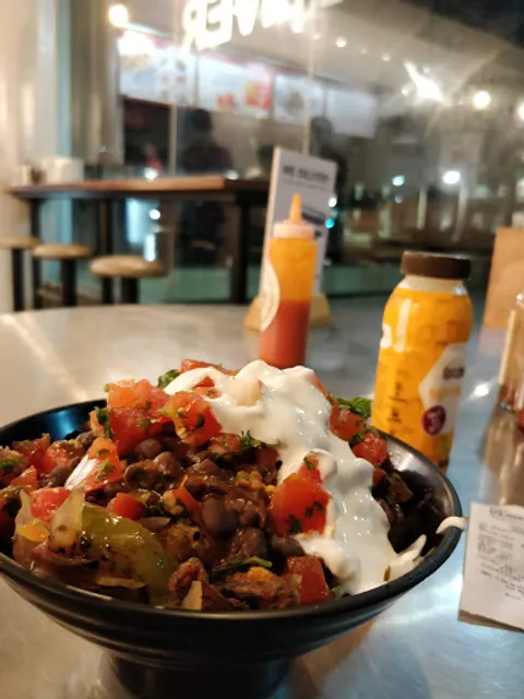 California Burrito Mexican Kitchen @ Embassy Golf Links