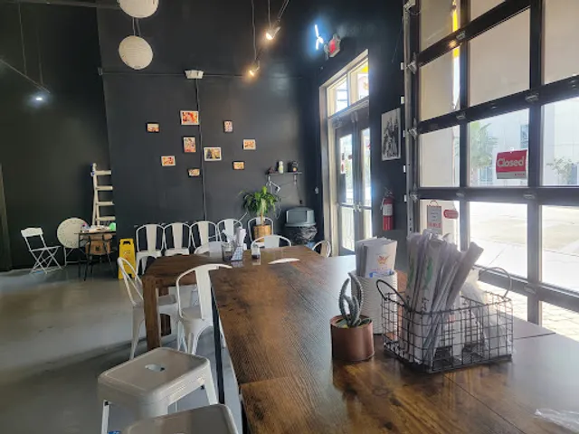 Straw Hat Poke - Persis Indian Grill